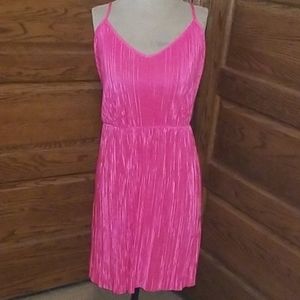 Pink pleated dress 100% polyester